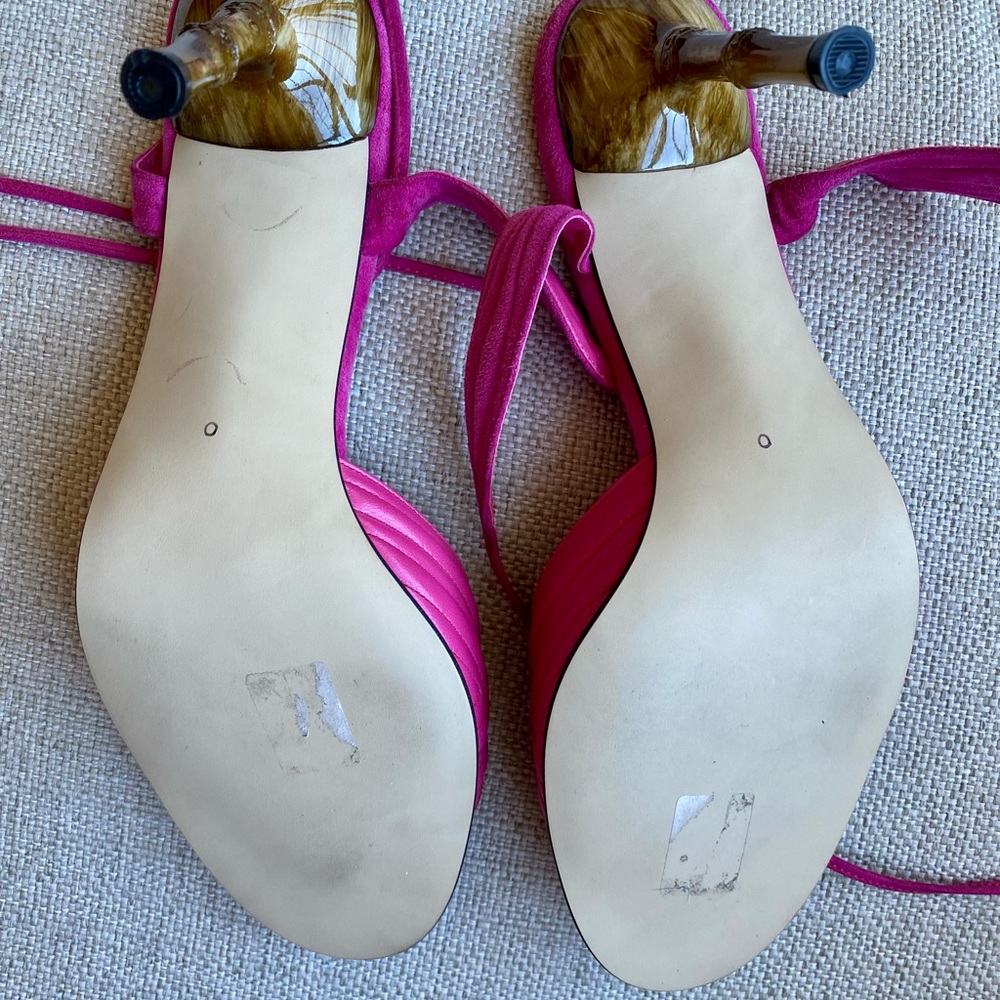 Ladies high heel strap shoe